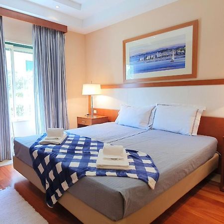 Classic 2Bdr Apartment Near Beach By Lovelystay ลาโกอา ภายนอก รูปภาพ