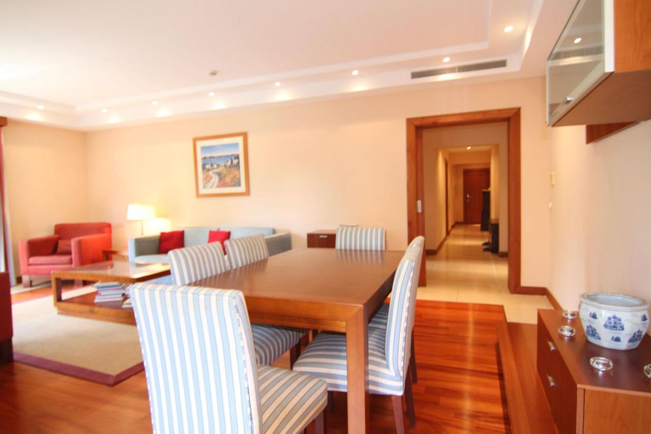 Classic 2Bdr Apartment Near Beach By Lovelystay ลาโกอา ภายนอก รูปภาพ